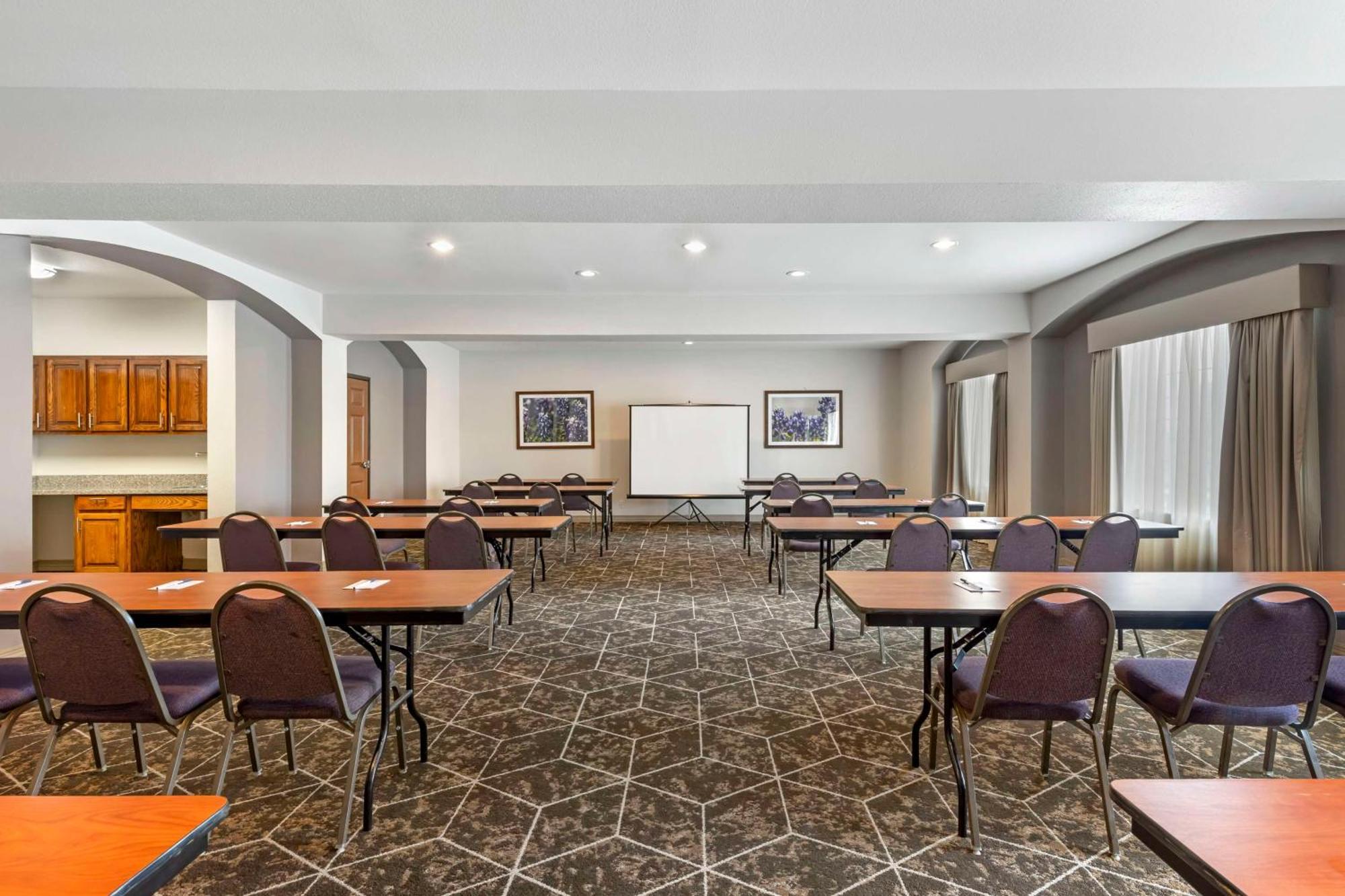 Best Western Fort Worth Inn And Suites Zewnętrze zdjęcie