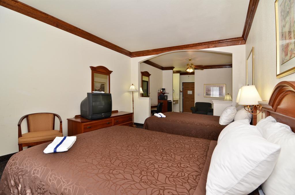 Best Western Fort Worth Inn And Suites Zewnętrze zdjęcie